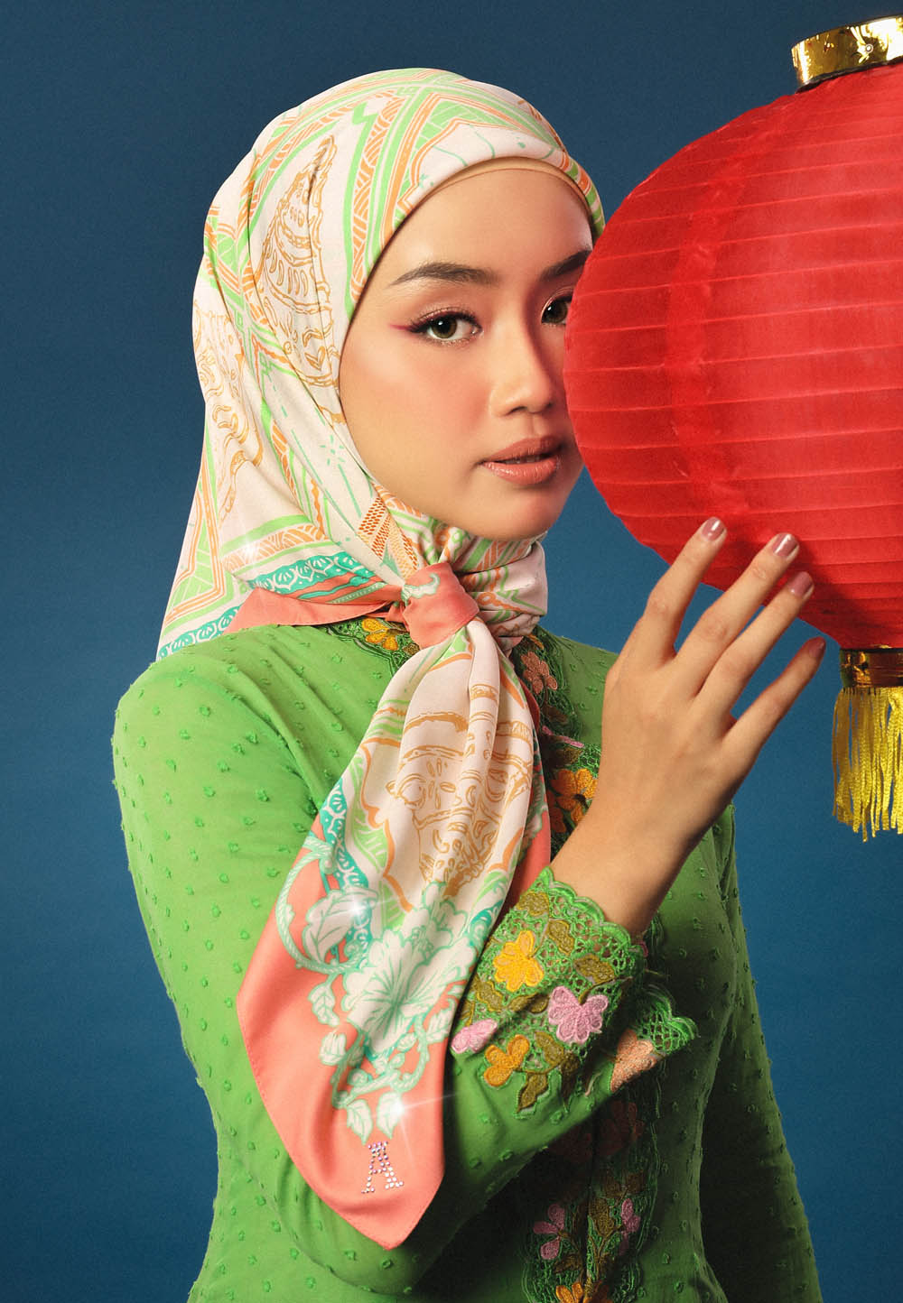 KAPIT TWILL IN CORAL (DIAMOND)